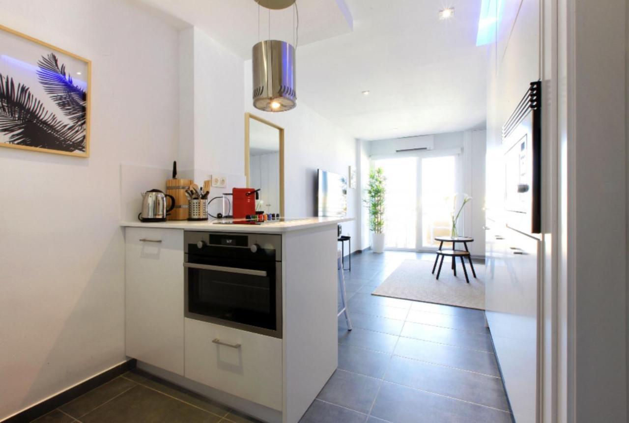 Precioso Apartamento Con Vistas Al Mar Y Piscinas Benalmádena Eksteriør bilde