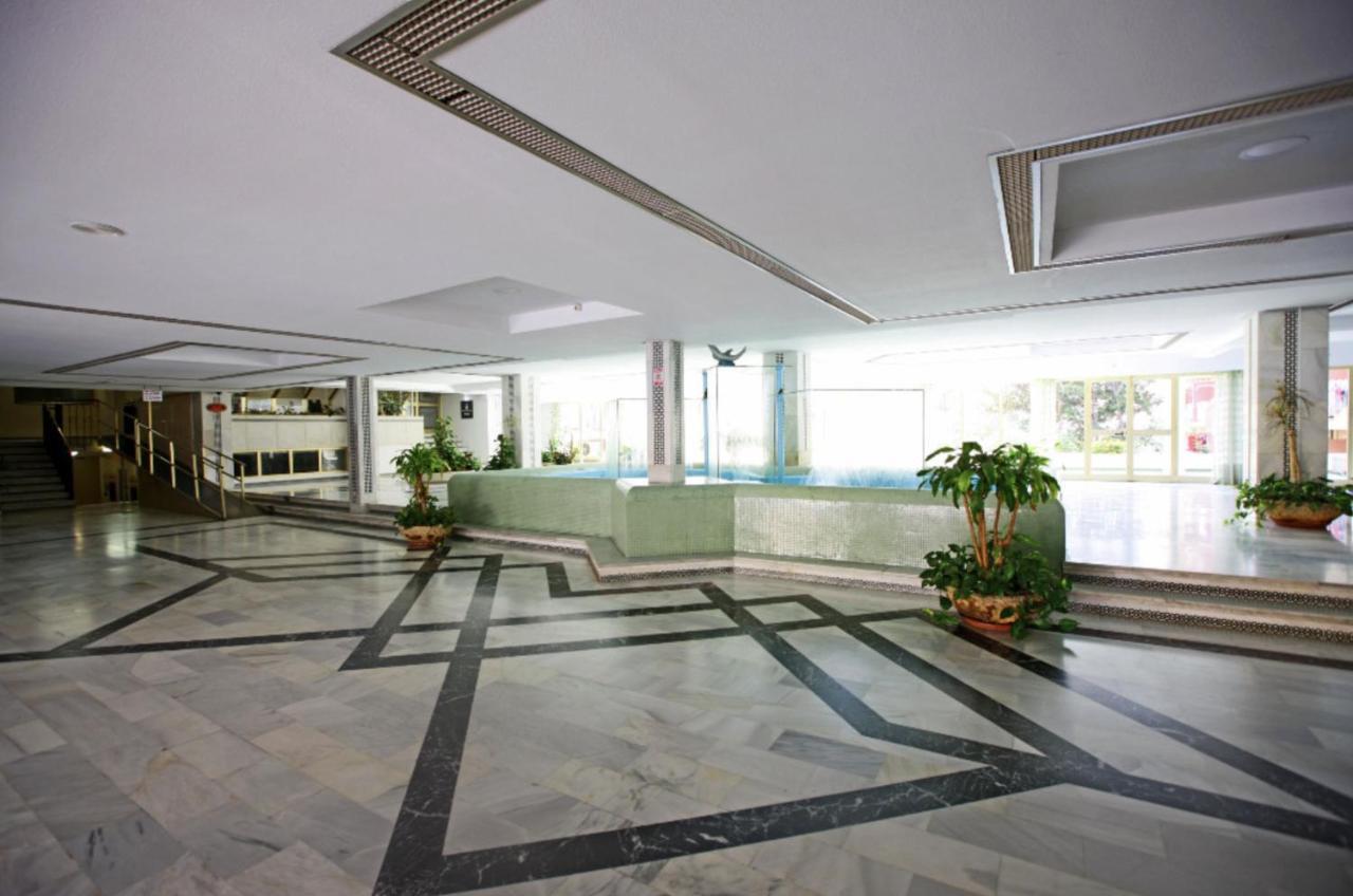Precioso Apartamento Con Vistas Al Mar Y Piscinas Benalmádena Eksteriør bilde